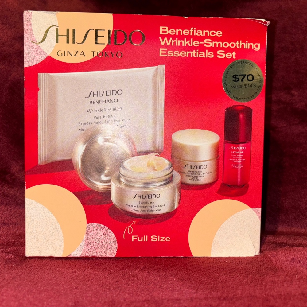 Shiseido Benefiance Wrinkle-Smoothing Essentials Set